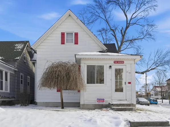 219 S Harrison St, Garrett, IN 46738