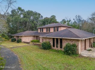13060 Lambrecht Rd, Gulfport, MS 39503