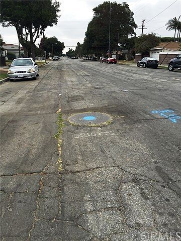 2nd image of 4127 Agnes Ave