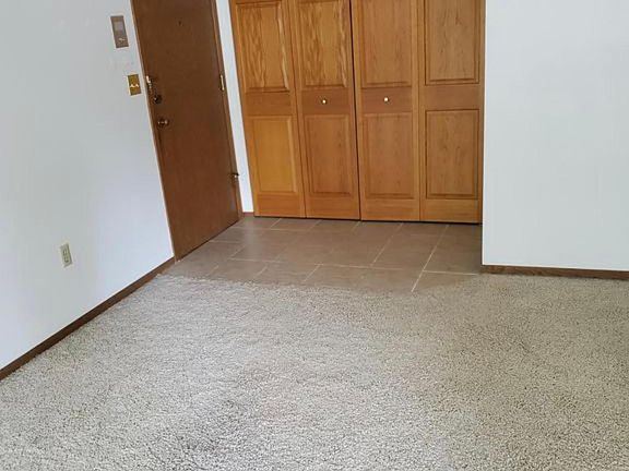 4th image of 1491 Portland Ave APT 202