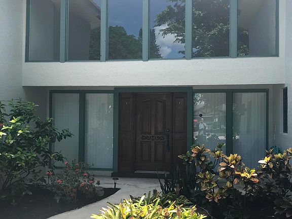 4th image of 3108 Sherwood Blvd