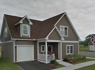 35 Madison Dr, Williston, VT 05495
