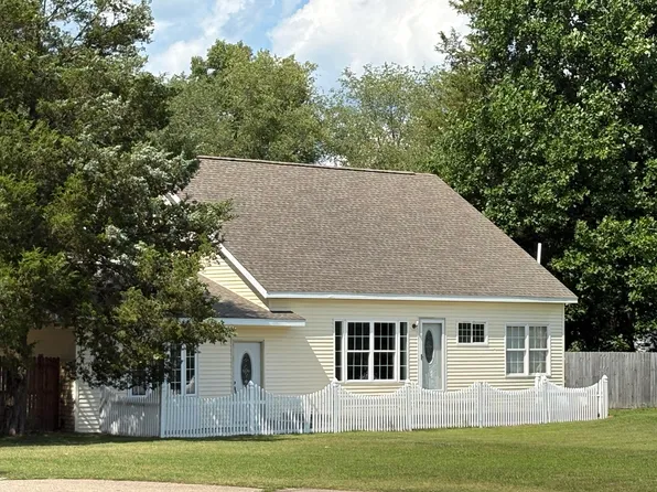 25222 Red Arrow Hwy, Mattawan, MI 49071