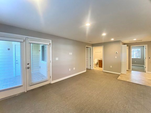 3rd image of 36247 Fremont Blvd #1