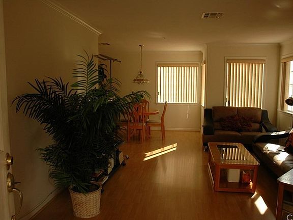 4th image of 497 N Atlantic Blvd #A