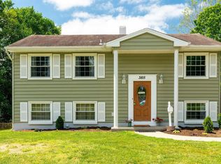 3815 Claremont Ln, Woodbridge, VA 22193