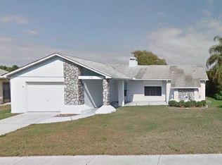 1332 Persimmon Dr, Holiday, FL 34691