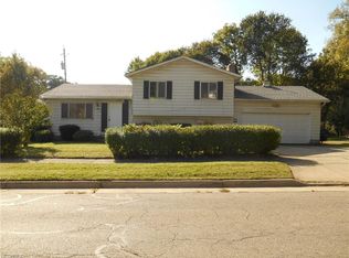 804 Carpenter St, Akron, OH 44310