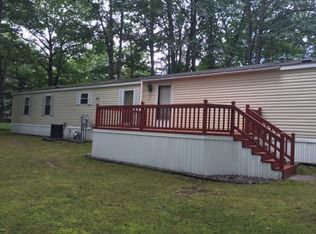 200 Maplewood Dr, Roscommon, MI 48653