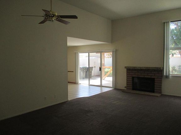 3rd image of 2667 Alegre Ave