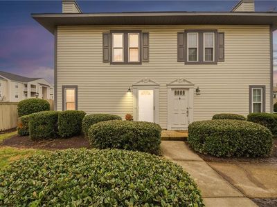 125 Castilian Dr, Virginia Beach, VA, 23462
