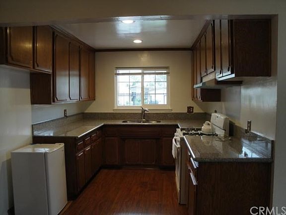 3rd image of 21108 Violeta Ave