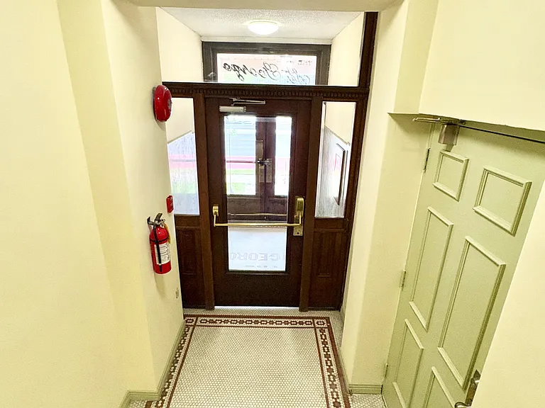 440 Wellington St #103 — Photo 7