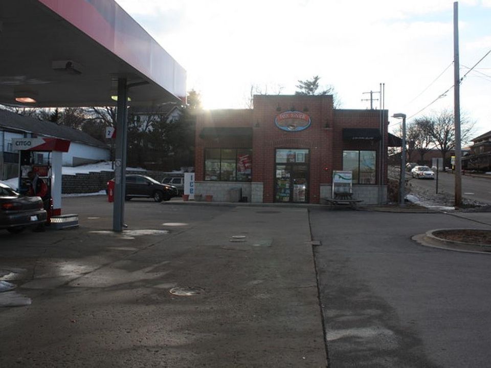 1st image of 96 N La Fox St