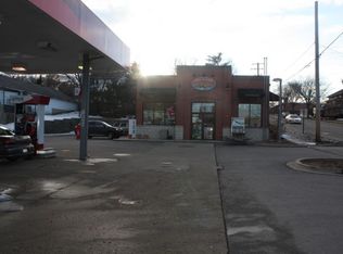 96 N La Fox St, South Elgin, IL 60177