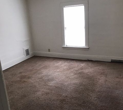 4th image of 1234 Miami St #B