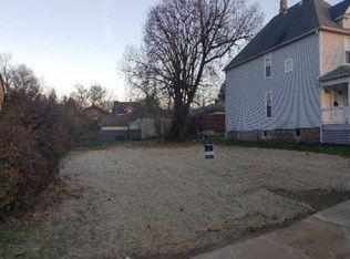 123 Smith Ave, Rockford, IL 61107