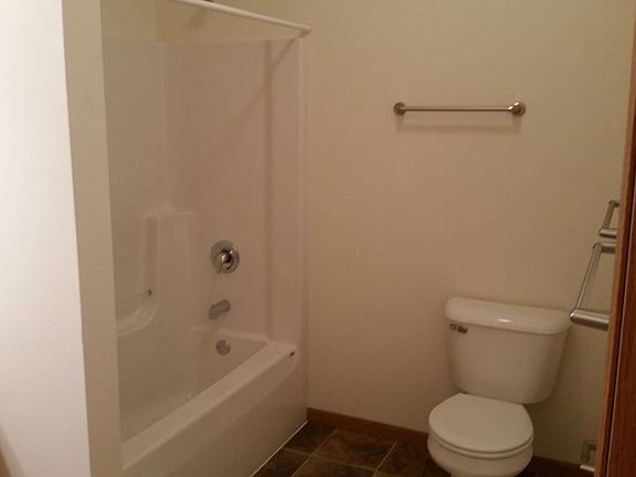 5th image of 24 Sunshine Cir #20