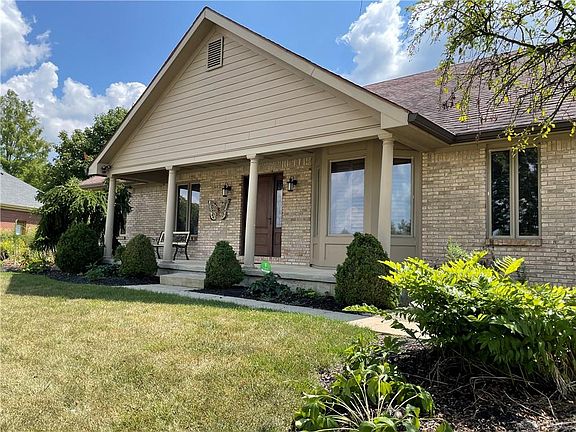 3rd image of 2230 Gordon Ct