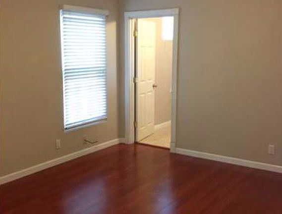 5th image of 658 S Almaden Ave