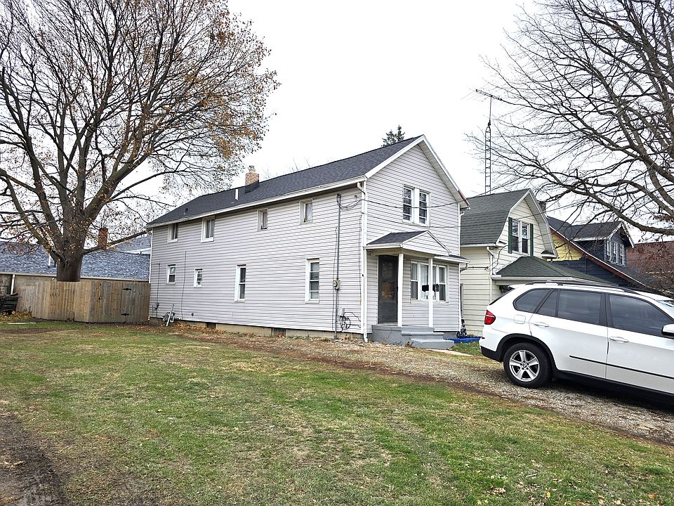 1st image of 3229 138th St