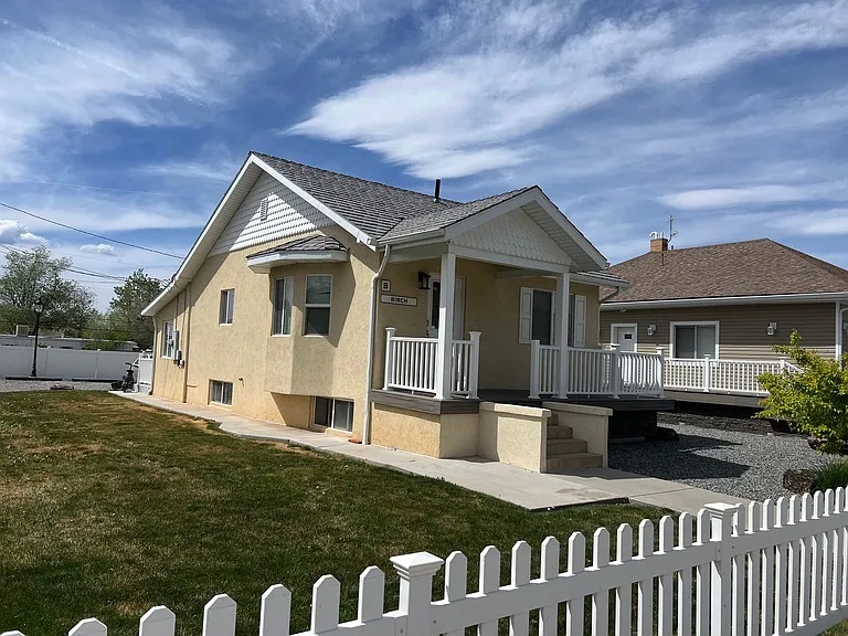 303 N 100 W #B — Photo 20