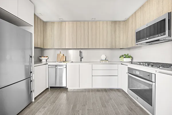 Rented by Corcoran | media 28