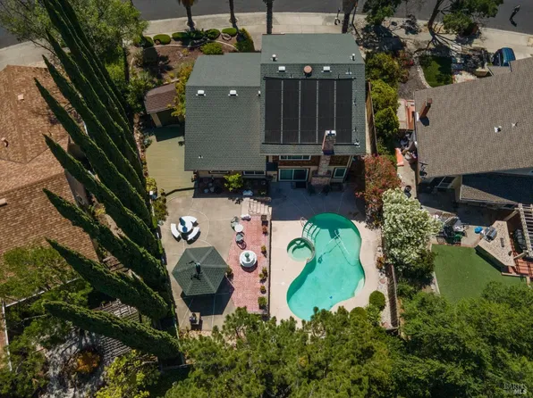 231 Macalvey Drive, Martinez, CA 94553