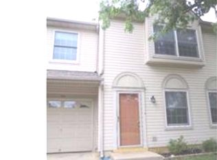 104 Carriage Ln, Logan Township, NJ 08085