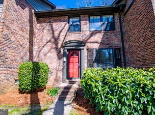 541 N White St APT 11, Carrollton, GA 30117