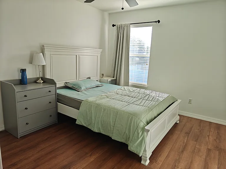 1906 Great Falls Way — Photo 11
