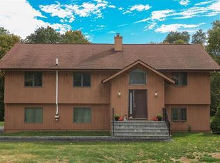 77 Oak Ridge Cir, Mahopac, NY 10541