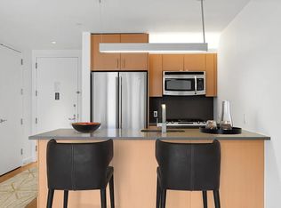 8 Spruce St APT 10L, New York, NY 10038