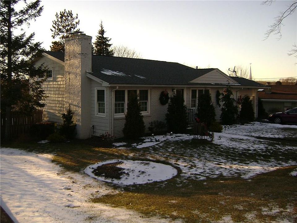 1st image of 51 Church Hill Dr