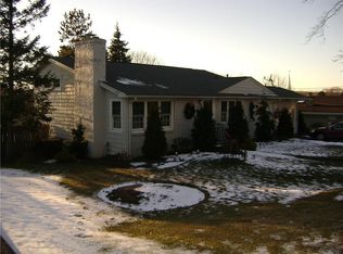 51 Church Hill Dr, Cranston, RI 02920