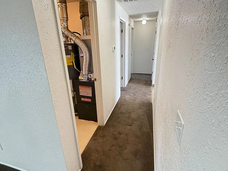 2523 Pine Ln SE — Photo 10