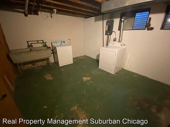 5th image of 1121 N Harlem Ave APT B