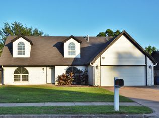 12160 E 37th Pl, Tulsa, OK 74146