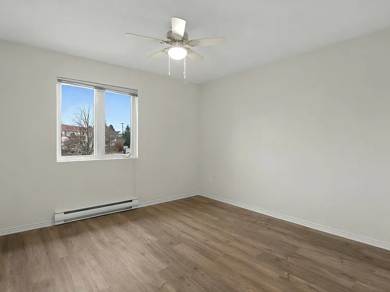 30 Fairlane Dr — Photo 8