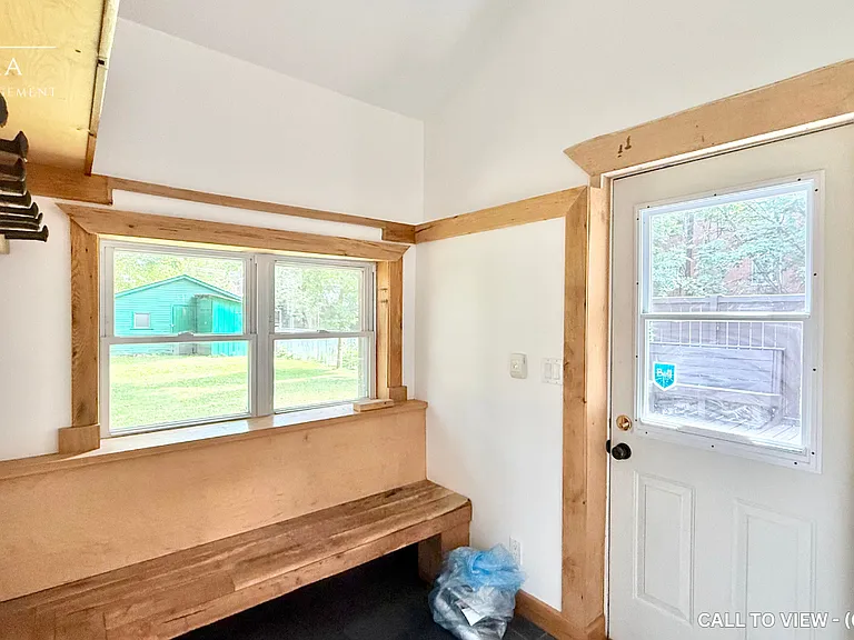115 Close Ave #1 — Photo 8