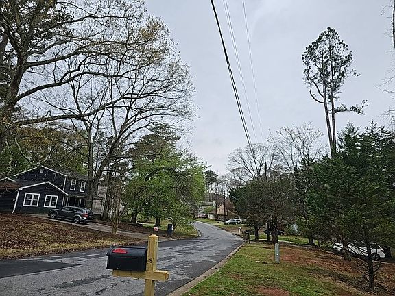 4th image of 6914 Babbling Brook Dr