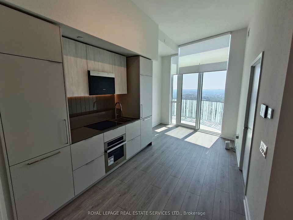 1st image of 1 Fairview Rd E #3210