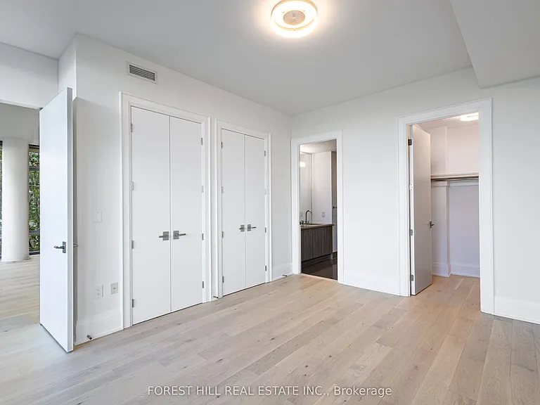 39 Queens Quay E #313 — Photo 10