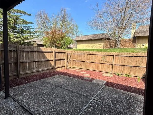 1384 Hampton Rd Unit C, Saint Charles, MO 63303