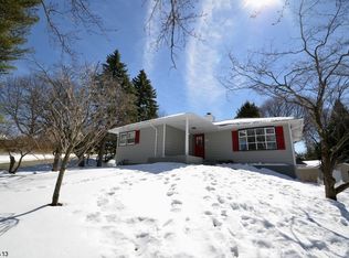 38 Overlook Ave, Dover, NJ 07801