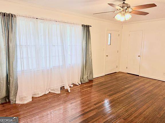 5th image of 105 Dogwood Dr