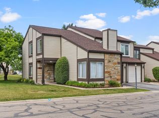 761 Colorado Ct, Carol Stream, IL 60188
