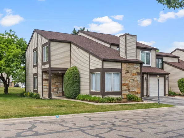 761 Colorado Ct, Carol Stream, IL 60188