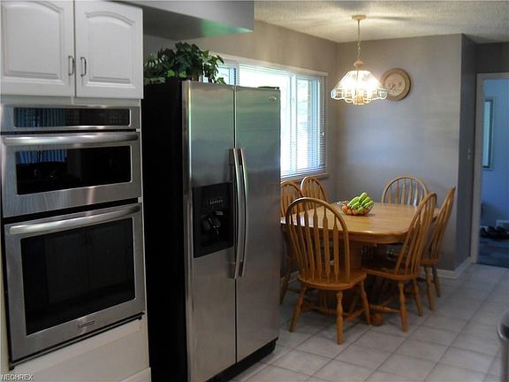 5th image of 6540 Glenwillow Dr