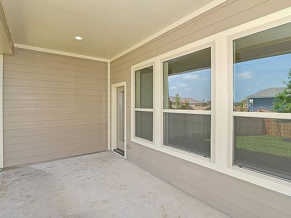 The Bernard - Porch